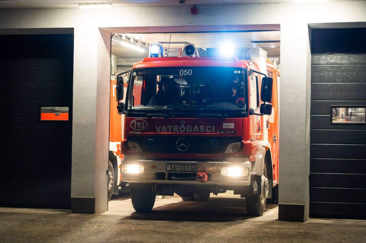 20251231 Javna vatrogasna postrojba Karlovac (foto Grad Karlovac) 03