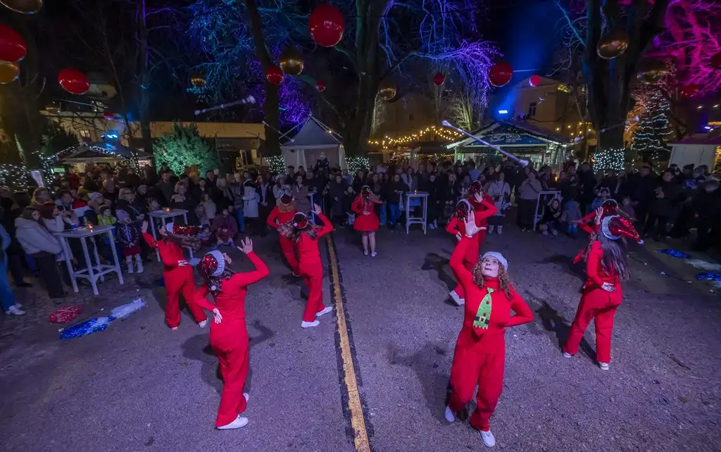 20251912 Advent u Karlovcu (foto Igor Čepurkovski) 40