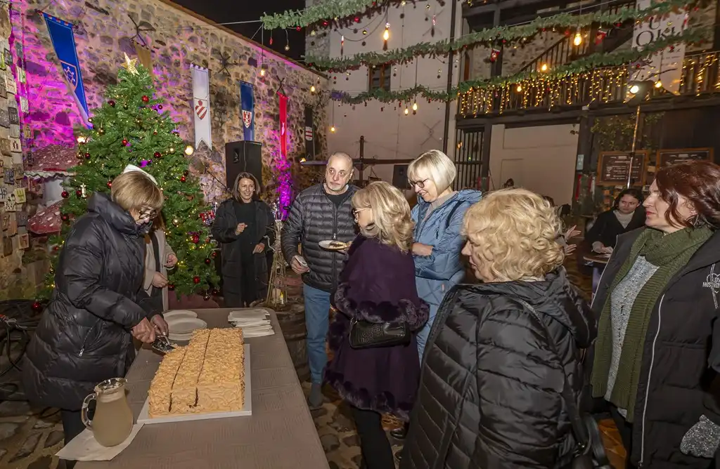 20251912 Advent u Karlovcu (foto Igor Čepurkovski) 51