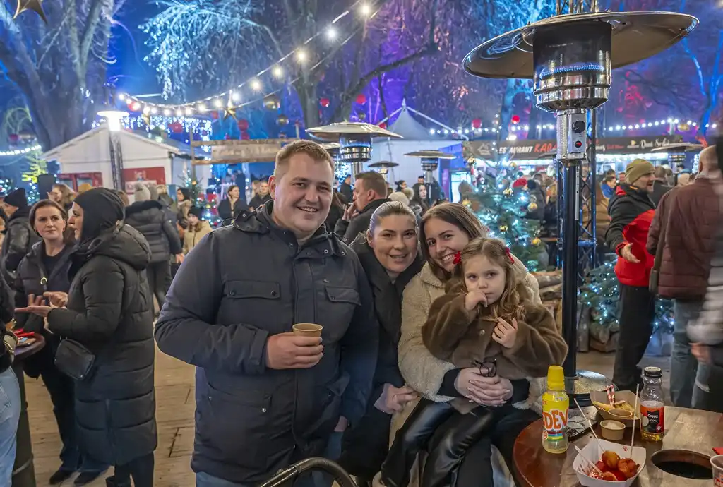 20251912 Advent u Karlovcu (foto Igor Čepurkovski) 67