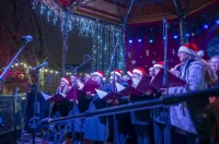 20252012 Advent u Karlovcu (foto Igor Čepurkovski) 05 Prvo hrvatsko pjevačko društvo Zora