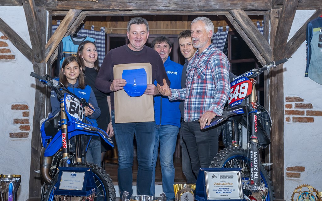 20252112 Motoklob MX Karlovac dodjela zahvala (1) 20252112 Motoklob MX Karlovac dodjela zahvala (1)