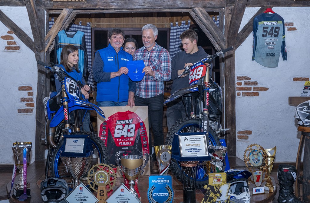 20252112 Motoklob MX Karlovac dodjela zahvala (23) 20252112 Motoklob MX Karlovac dodjela zahvala (23)