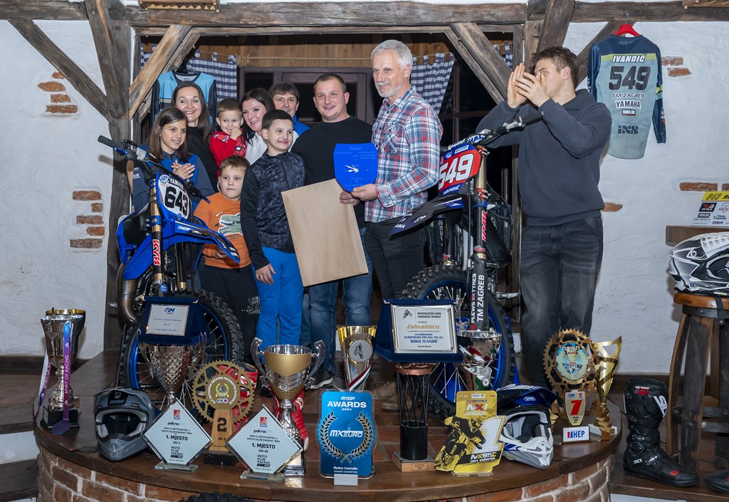 20252112 Motoklob MX Karlovac dodjela zahvala (6) 20252112 Motoklob MX Karlovac dodjela zahvala (6)