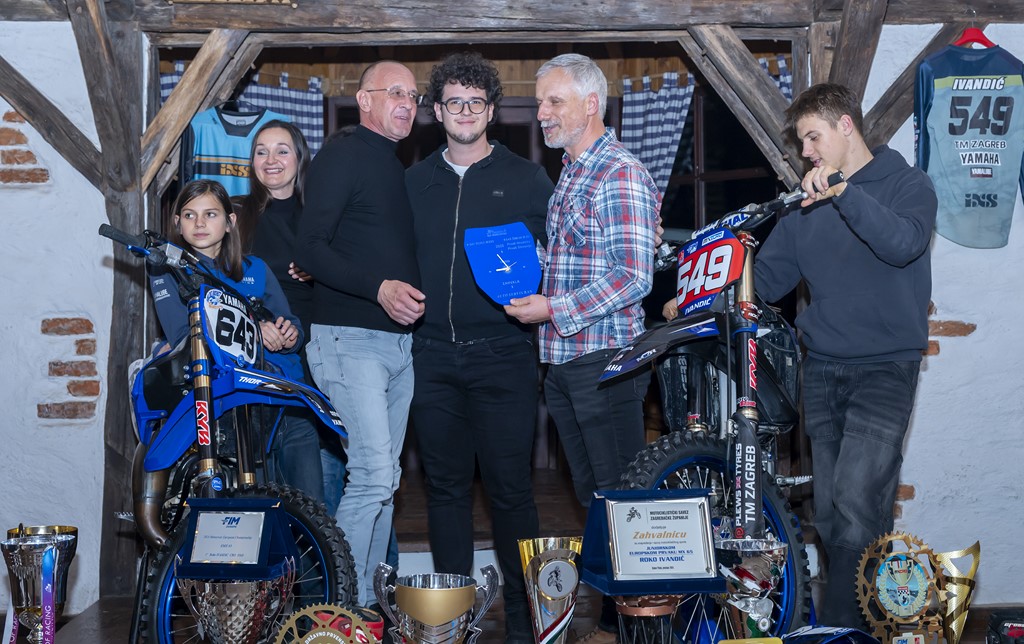 20252112 Motoklob MX Karlovac dodjela zahvala (8) 20252112 Motoklob MX Karlovac dodjela zahvala (8)