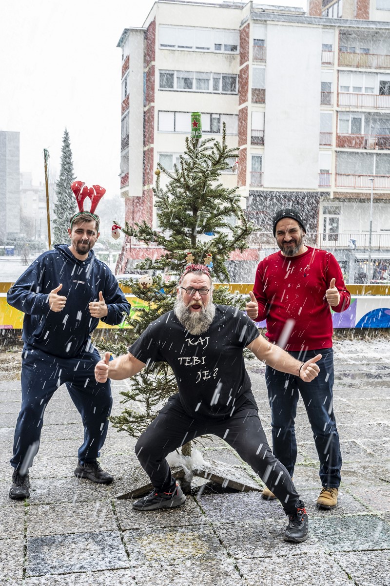 20252412 badnjak (15)