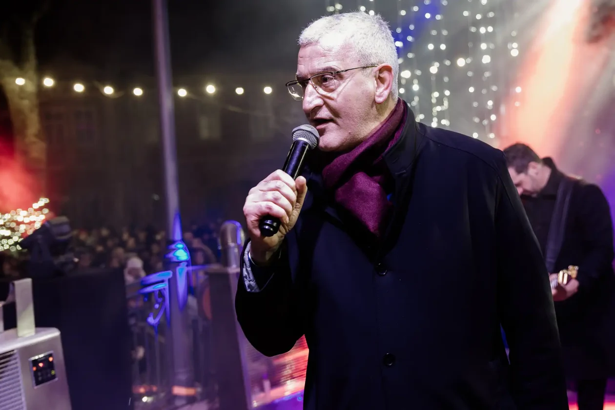 20253112 Karlovac, doček Nove godine (foto Ivan Cindrić) 56 Damir Mandić