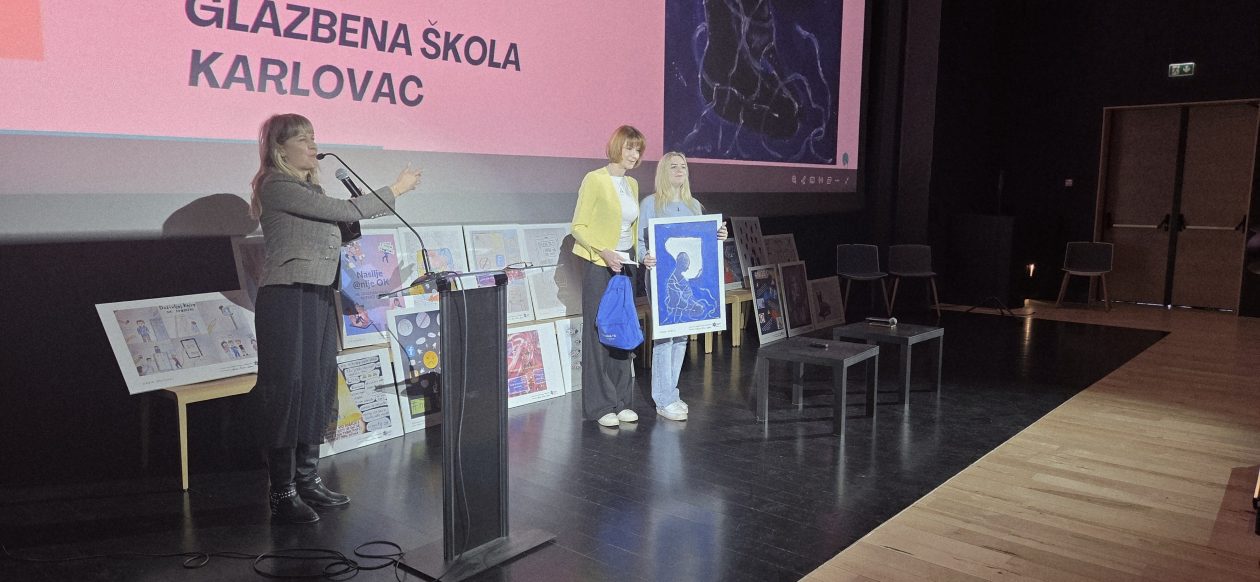 20260210 nijeOK 24 Marija Šćulac, Martina Furdek Hajdin i Ema Sušilo