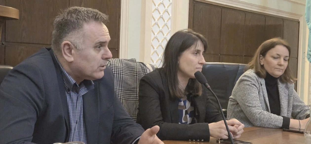 20260223 Grad Karlovac 04 Miroslav Vukovojac, Ivana Grbić Lončarić i Ana Hranilović Trubić