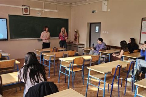 20260225 Prirodoslovna škola Karlovac 01 (foto Policijska uprava karlovačka) 20260225 Prirodoslovna škola Karlovac 01 (foto Policijska uprava karlovačka)