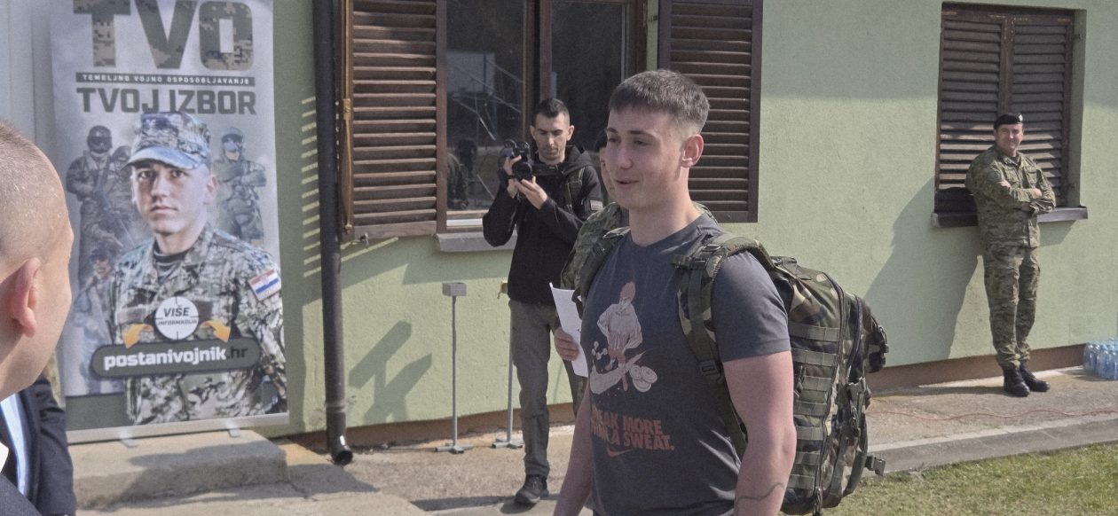 20260309 Vojni poligon Eugen Kvaternik 25 Ivan Anušić i Bruno iz Kraljevice