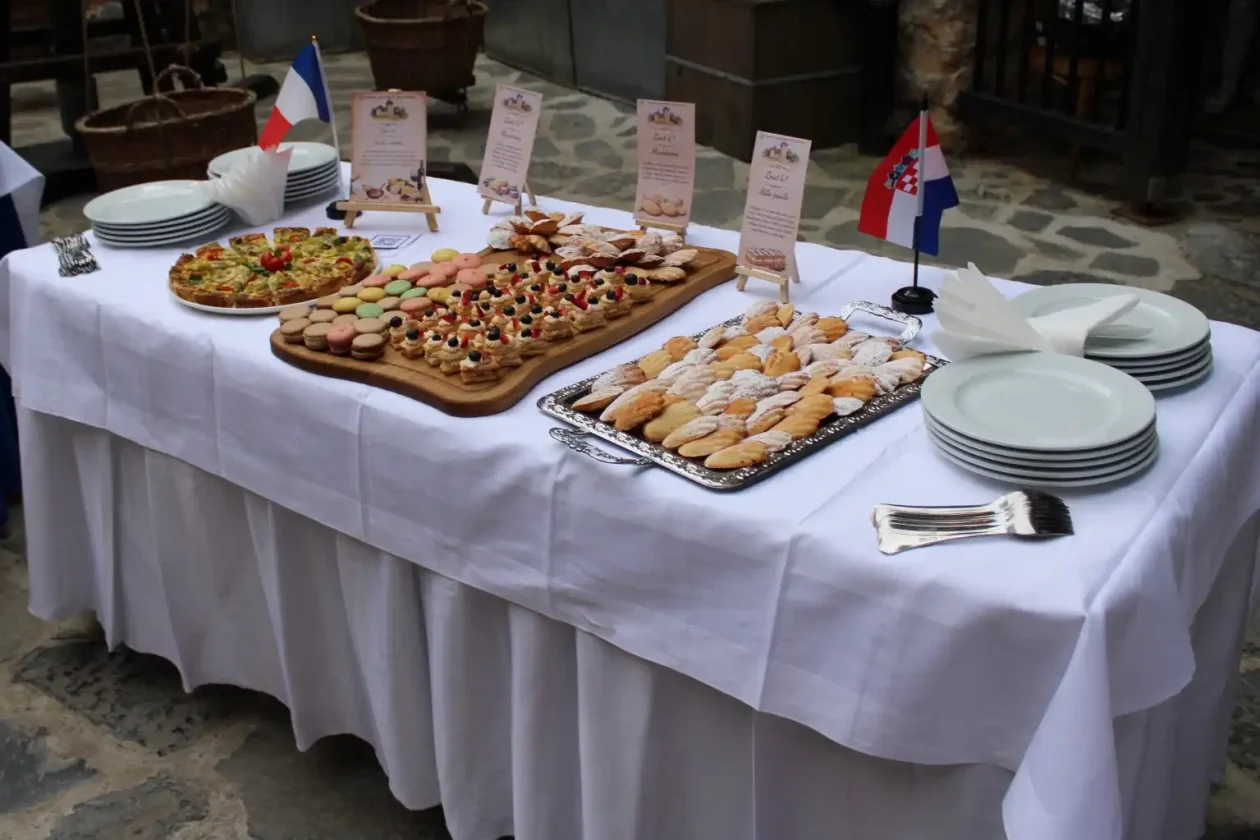 20260312 Večer francuske kuhinje (foto Trgovačko-ugostiteljska škola Karlovac) 12