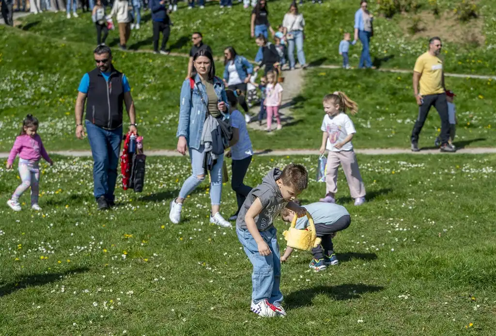 20260406 Šetalište doktora Franje Tuđmana, Karlovac, proljeće, Potraga za pisanicama (foto Igor Čepurkovski) 16