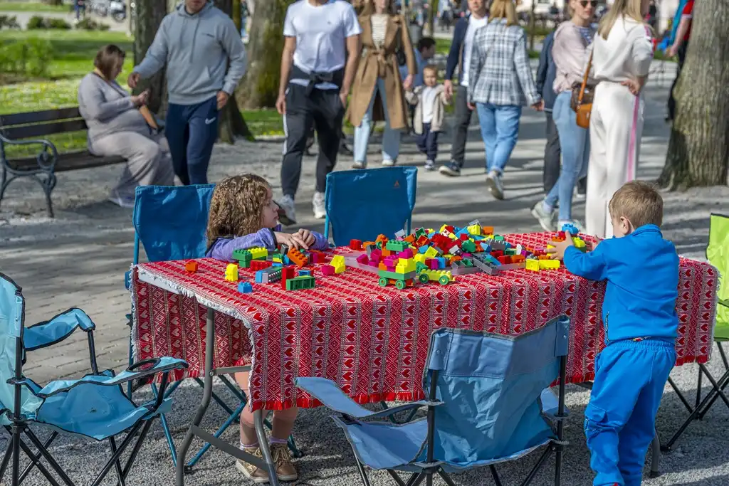 20260406 Šetalište doktora Franje Tuđmana, Karlovac, proljeće, Potraga za pisanicama (foto Igor Čepurkovski) 24