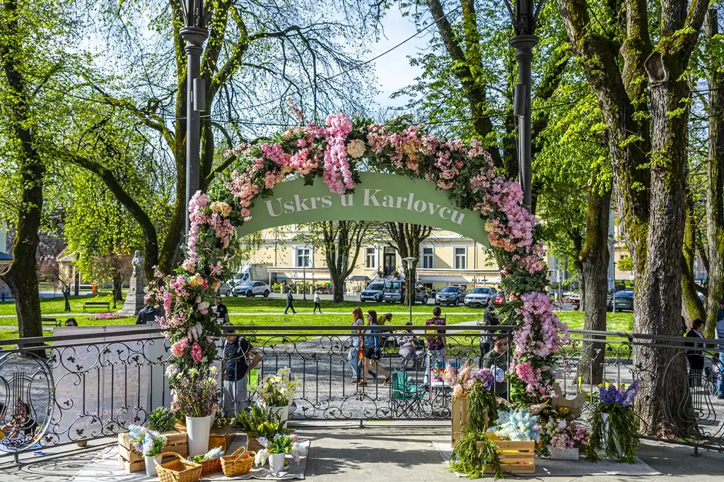 20260406 Šetalište doktora Franje Tuđmana, Karlovac, proljeće, Potraga za pisanicama (foto Igor Čepurkovski) 29