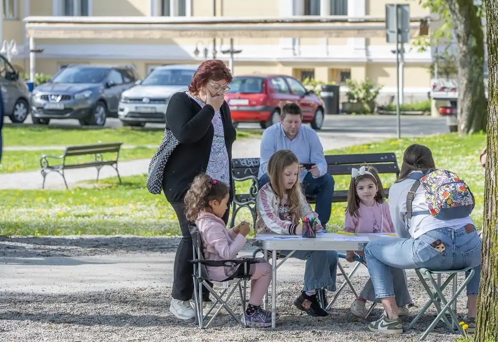 20260406 Šetalište doktora Franje Tuđmana, Karlovac, proljeće, Potraga za pisanicama (foto Igor Čepurkovski) 37