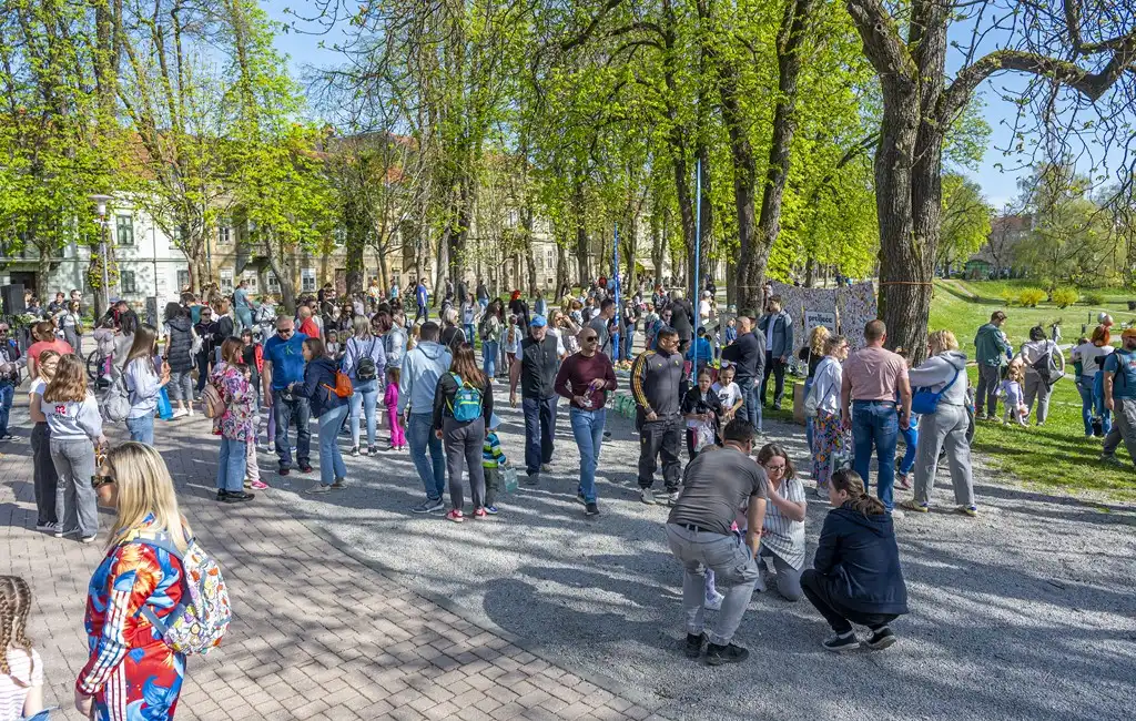 20260406 Šetalište doktora Franje Tuđmana, Karlovac, proljeće, Potraga za pisanicama (foto Igor Čepurkovski) 41