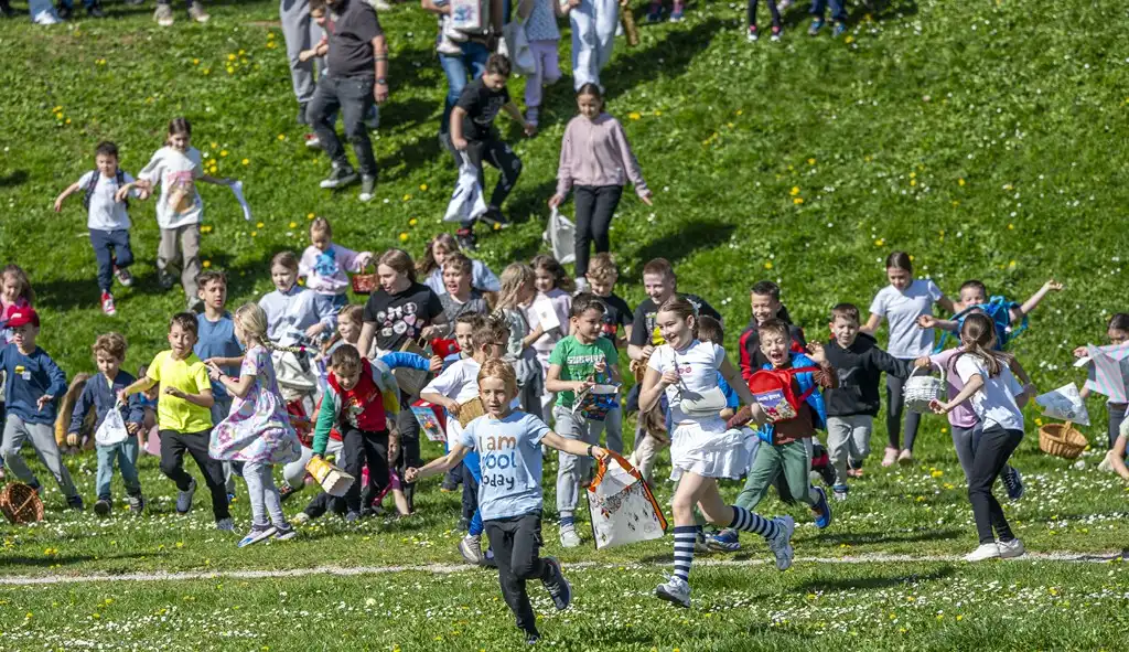 20260406 Šetalište doktora Franje Tuđmana, Karlovac, proljeće, Potraga za pisanicama (foto Igor Čepurkovski) 56