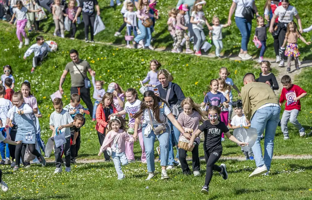 20260406 Šetalište doktora Franje Tuđmana, Karlovac, proljeće, Potraga za pisanicama (foto Igor Čepurkovski) 60