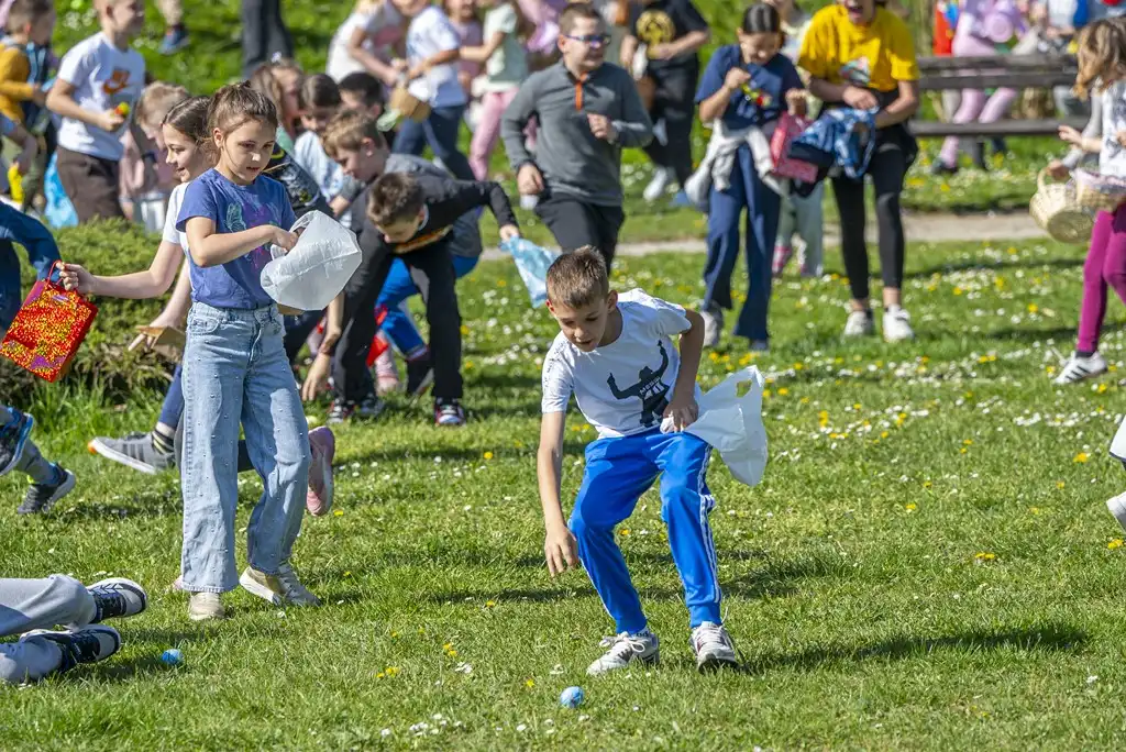 20260406 Šetalište doktora Franje Tuđmana, Karlovac, proljeće, Potraga za pisanicama (foto Igor Čepurkovski) 64