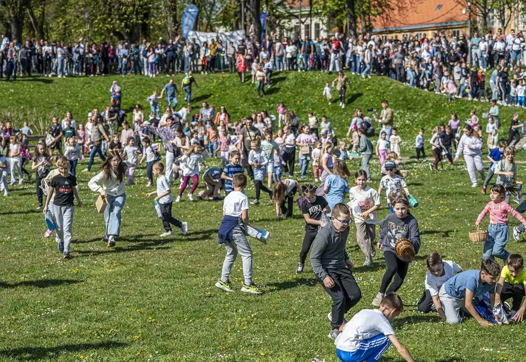20260406 Šetalište doktora Franje Tuđmana, Karlovac, proljeće, Potraga za pisanicama (foto Igor Čepurkovski) 66