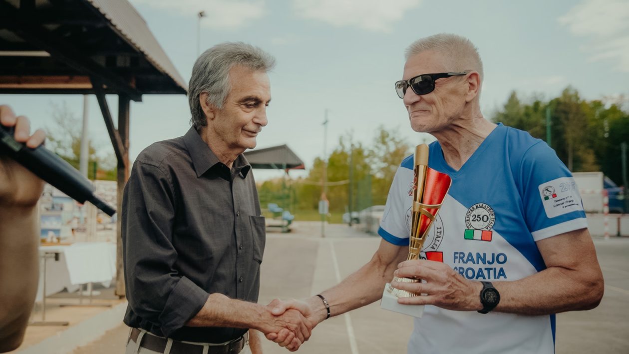 20260509 Prikupska olimpijada Bosiljevo 2026. (foto Športsko društvo Kupa) 07 Vlado Starešinić i NN