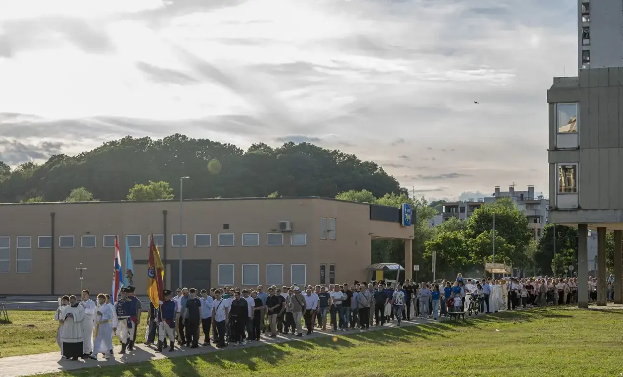 20260604 Tijelovska procesija, Karlovac, Tijelovo (foto Igor Čepurkovski) 09