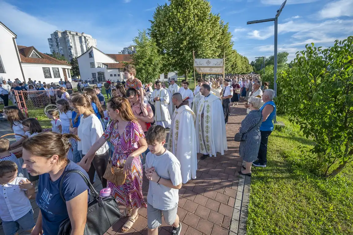 20260604 Tijelovska procesija, Karlovac, Tijelovo (foto Igor Čepurkovski) 28