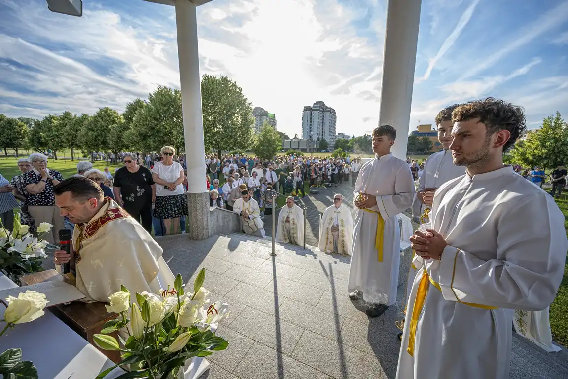 20260604 Tijelovska procesija, Karlovac, Tijelovo (foto Igor Čepurkovski) 33