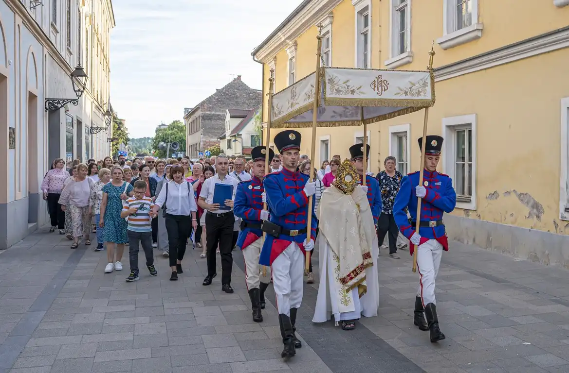 20260604 Tijelovska procesija, Karlovac, Tijelovo (foto Igor Čepurkovski) 44