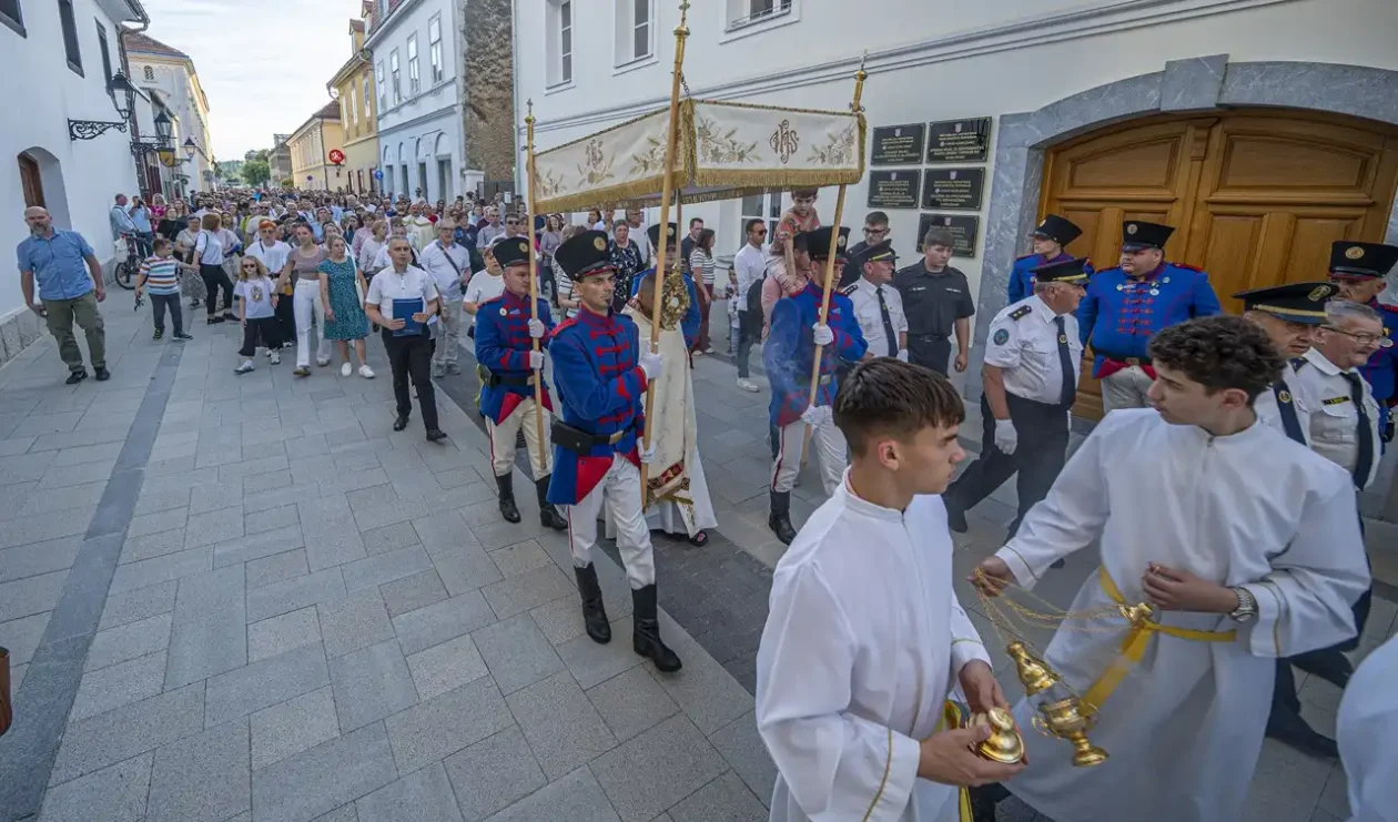 20260604 Tijelovska procesija, Karlovac, Tijelovo (foto Igor Čepurkovski) 48