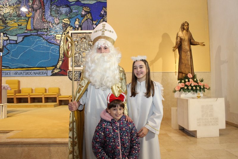 241208-SvNikola (17)