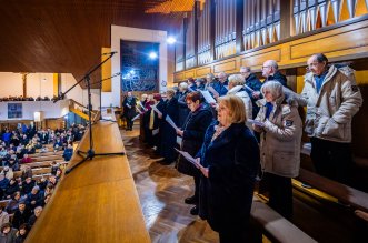 250219-ZlatnaBiblija (22) 250219-ZlatnaBiblija (22)