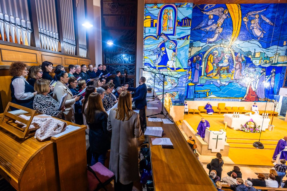 250312-ZaplaticHodocasnici (24) 250312-ZaplaticHodocasnici (24)