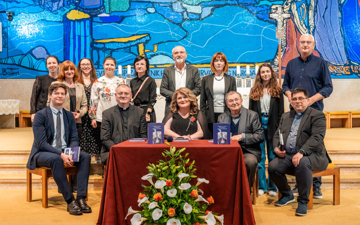 250527-KnjigaSente (44) 250527-KnjigaSente (44)