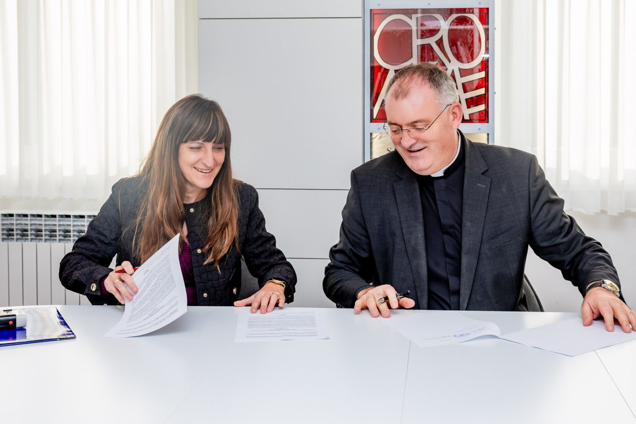 251014-UgovorSnjezna (2) 251014-UgovorSnjezna (2)