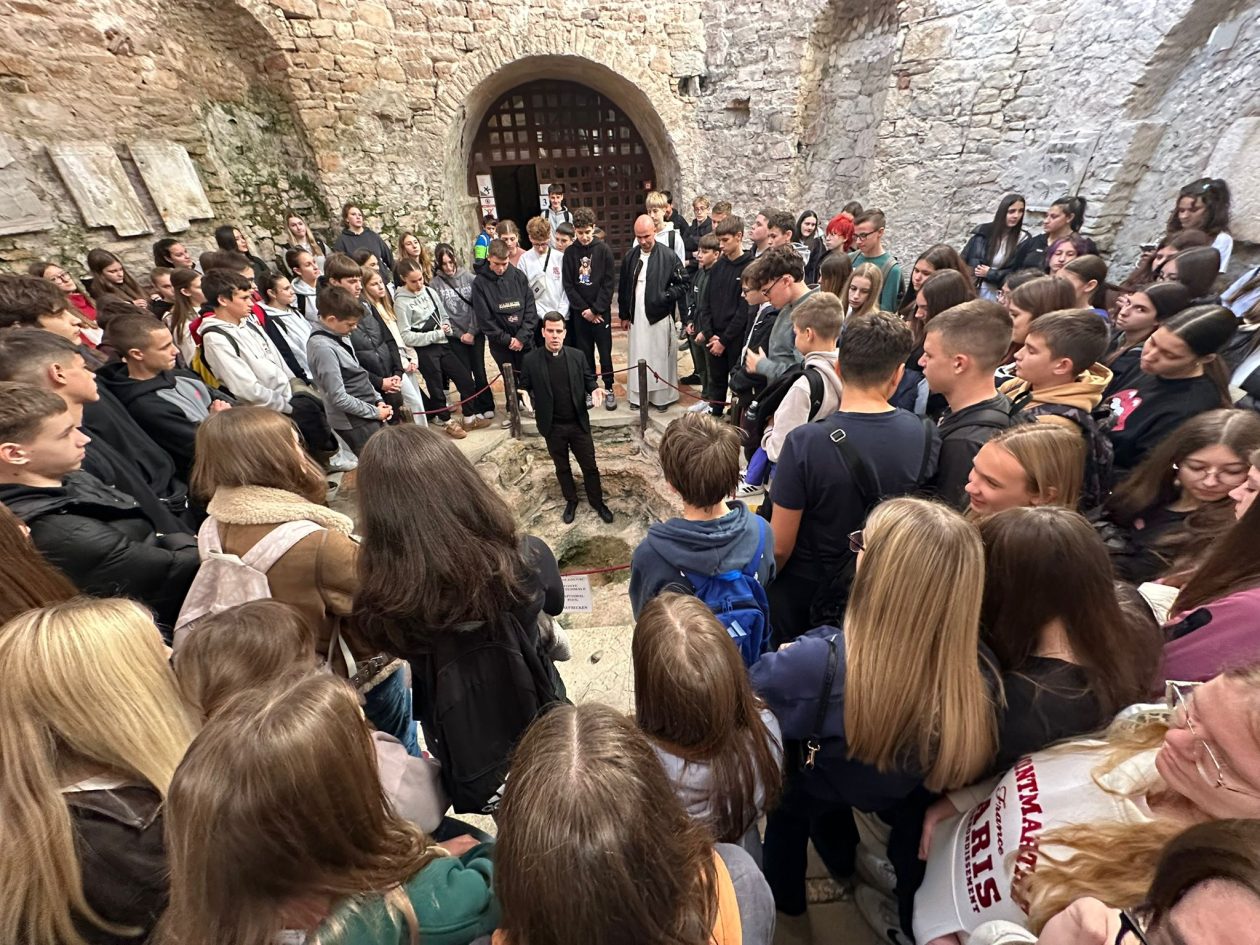 251108-KrizmaniciBulesic (23)