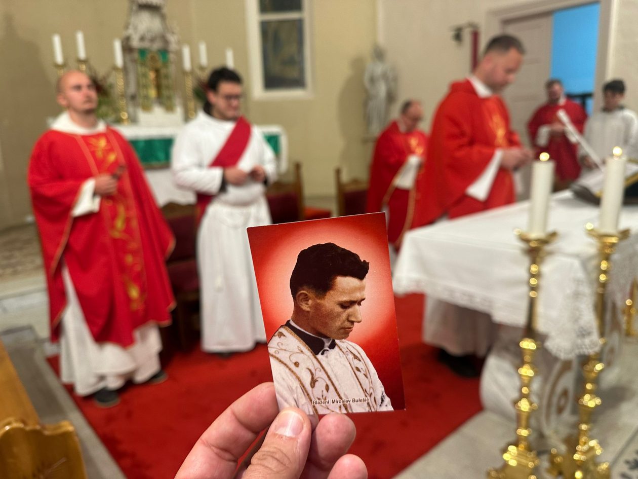 251108-KrizmaniciBulesic (48)