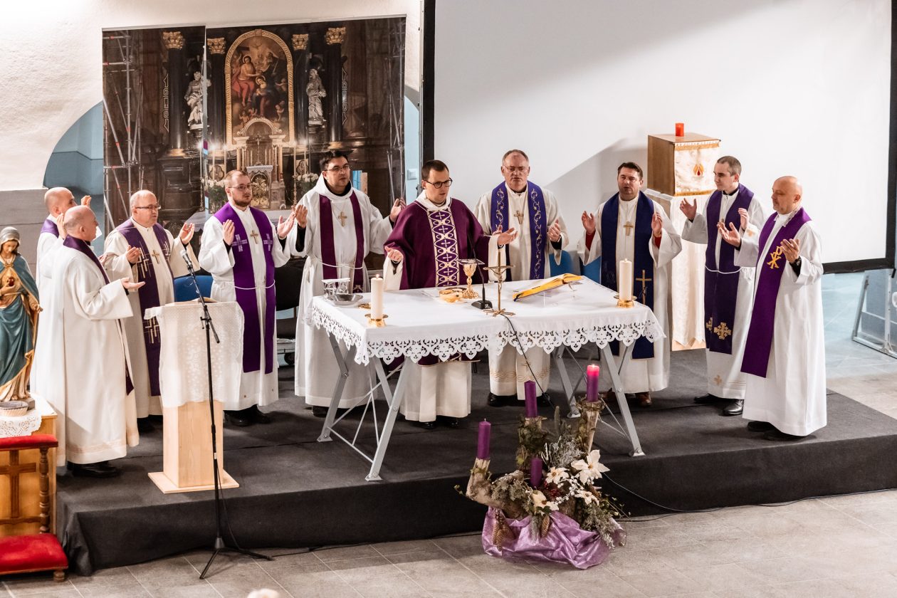 251204-PMRadja (11) 251204-PMRadja (11)