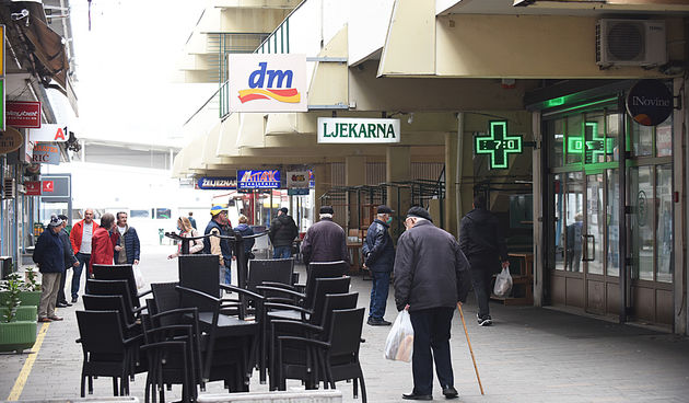 trznicakoronacovid(44)