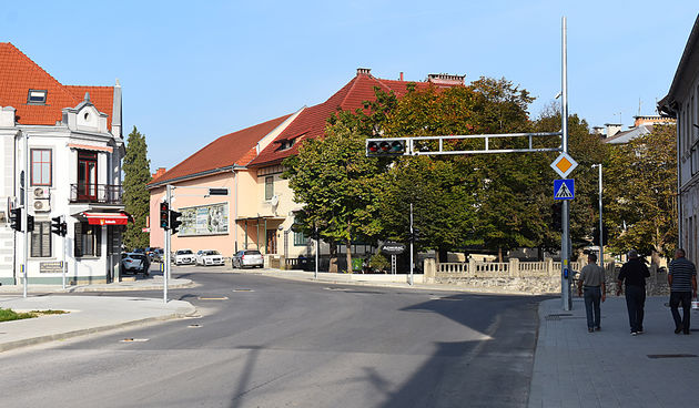 Image 5868853 (auto)