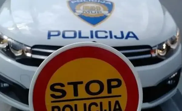 4ae10037f067cc5b2bd0e5193812f658-view_article