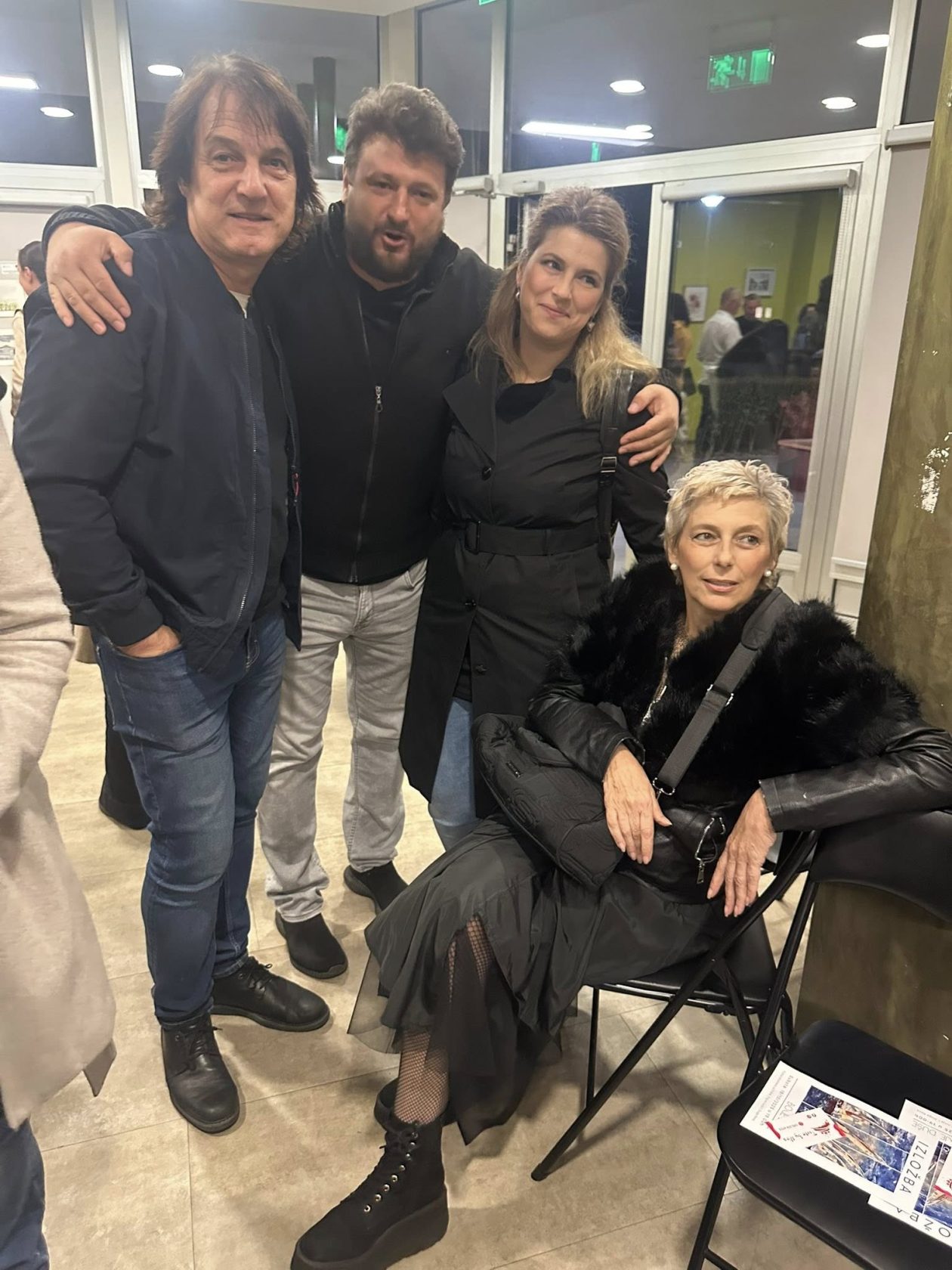 565713044_25614771511454336_7517929276580169281_n