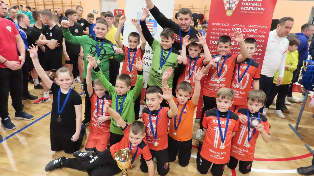 640330228_1534895018641437_2668451596982676182_n