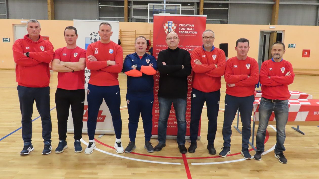 640886774_1534892078641731_2893131652806677595_n