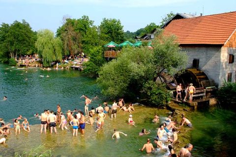 72ca40612e9310990e215b92e51e21c3 72ca40612e9310990e215b92e51e21c3