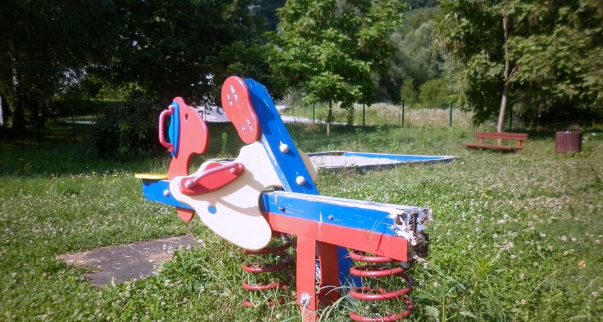 Klackalica za djecu Klackalica za djecu