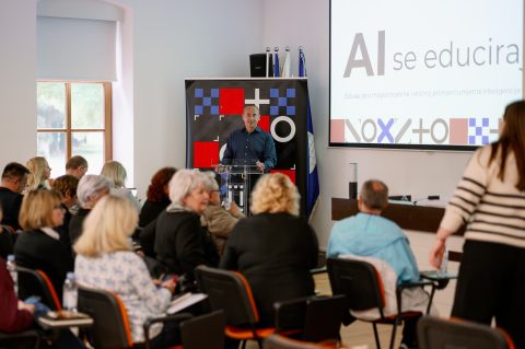 AI se educiraj – TICM – 08052025_-03