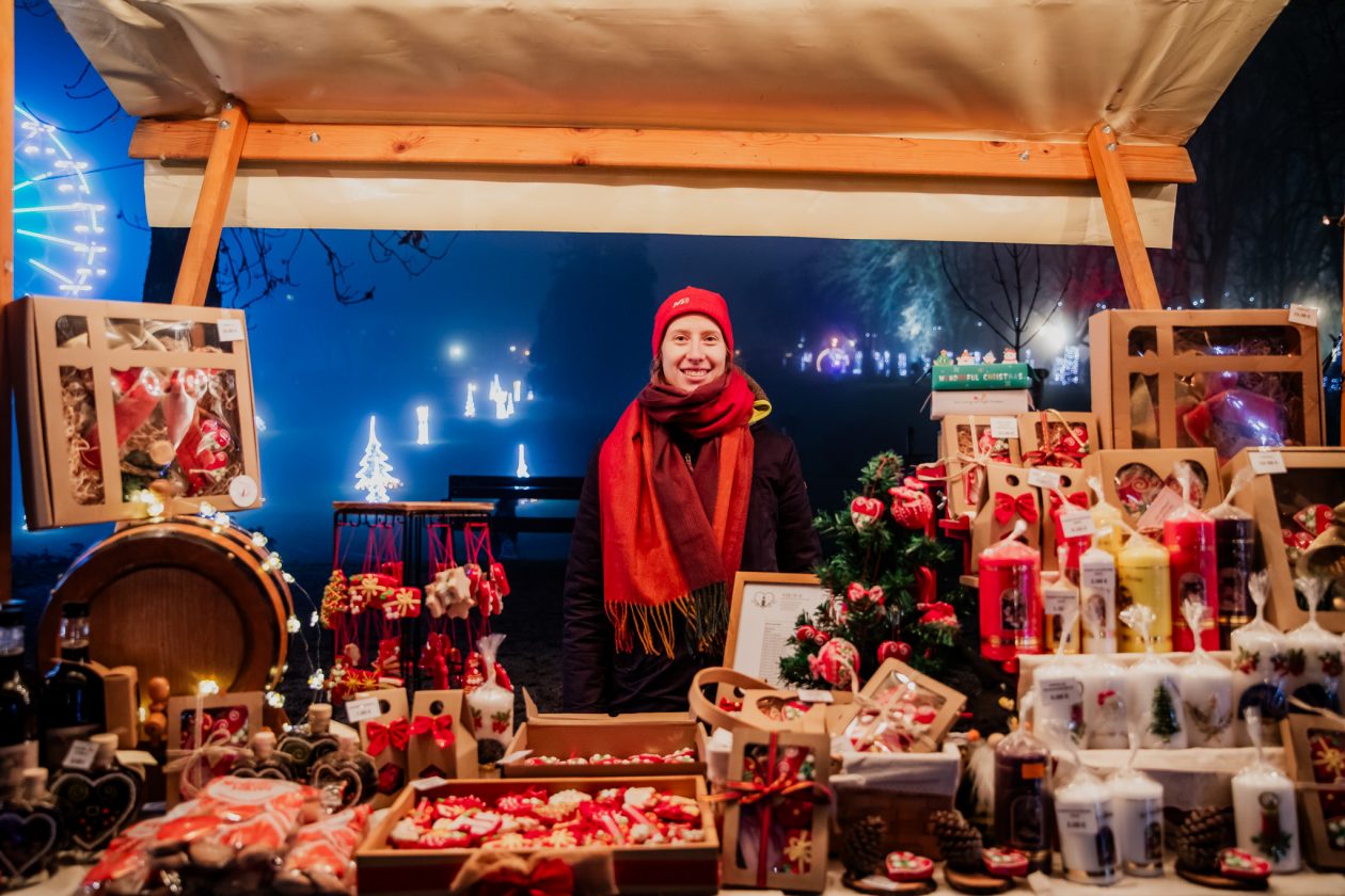 Advent u Karlovcu_Božićni obrtnički sajam Advent u Karlovcu_Božićni obrtnički sajam