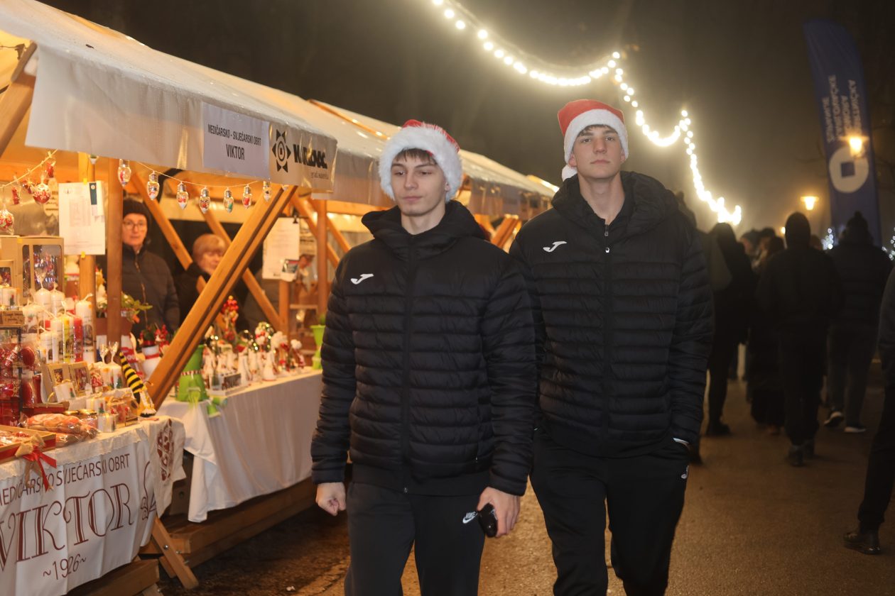 Advent_13.12.25 (23) Advent_13.12.25 (23)